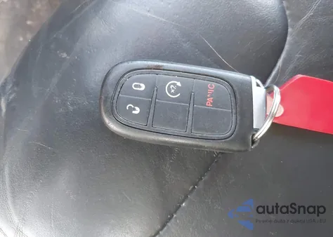 2017 Jeep Cherokee High Altitude 4X4 from USA, damaged, VIN 1C4PJMDB0HW616577